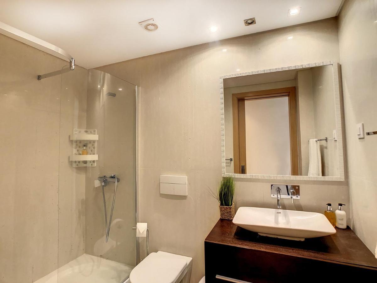 Samya Apartment By Lovelystay Funchal  Bagian luar foto